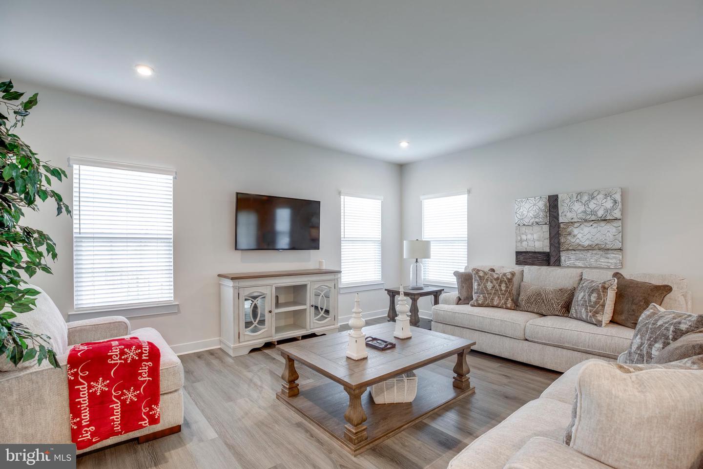 5959 QUARTER PL, WARRENTON, Virginia 20187, 4 Bedrooms Bedrooms, ,4 BathroomsBathrooms,Residential,For sale,5959 QUARTER PL,VAFQ2019868 MLS # VAFQ2019868 5959 QUARTER PL, WARRENTON, Virginia 20187, 4 Bedrooms Bedrooms, ,4 BathroomsBathrooms,Residential,For sale,5959 QUARTER PL,VAFQ2019868 MLS # VAFQ2019868