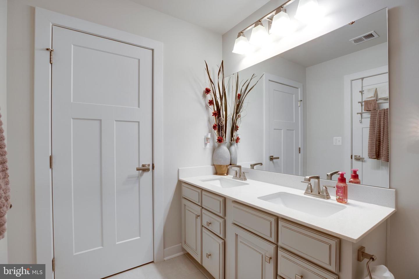 5959 QUARTER PL, WARRENTON, Virginia 20187, 4 Bedrooms Bedrooms, ,4 BathroomsBathrooms,Residential,For sale,5959 QUARTER PL,VAFQ2019868 MLS # VAFQ2019868 5959 QUARTER PL, WARRENTON, Virginia 20187, 4 Bedrooms Bedrooms, ,4 BathroomsBathrooms,Residential,For sale,5959 QUARTER PL,VAFQ2019868 MLS # VAFQ2019868