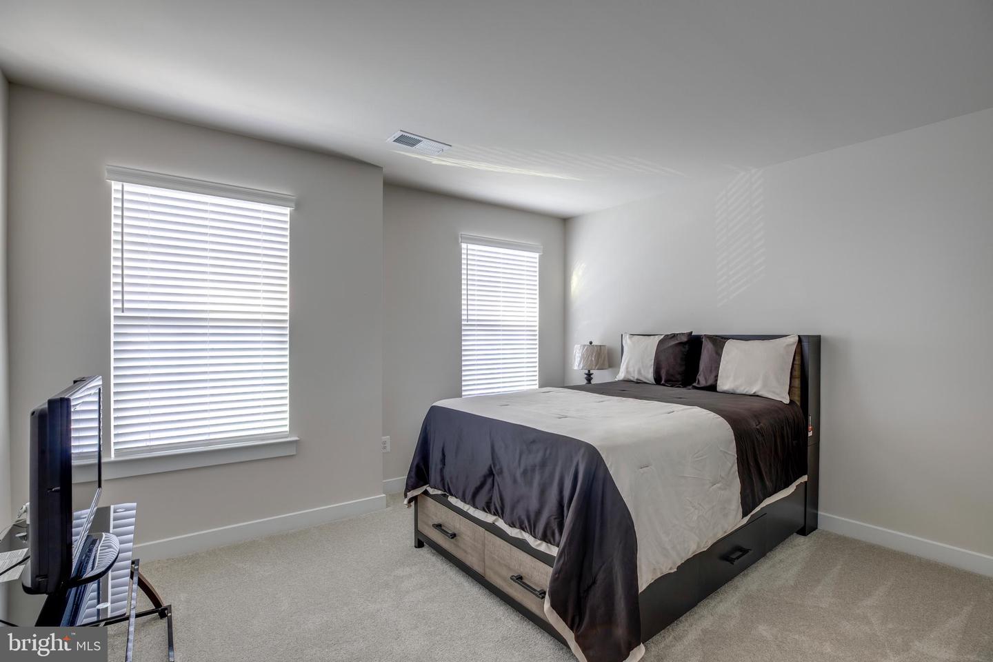 5959 QUARTER PL, WARRENTON, Virginia 20187, 4 Bedrooms Bedrooms, ,4 BathroomsBathrooms,Residential,For sale,5959 QUARTER PL,VAFQ2019868 MLS # VAFQ2019868 5959 QUARTER PL, WARRENTON, Virginia 20187, 4 Bedrooms Bedrooms, ,4 BathroomsBathrooms,Residential,For sale,5959 QUARTER PL,VAFQ2019868 MLS # VAFQ2019868