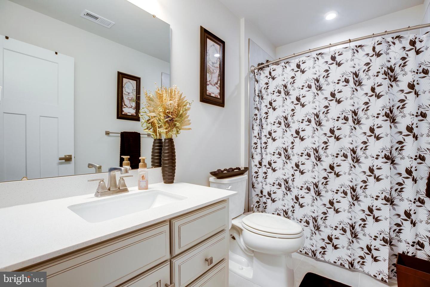 5959 QUARTER PL, WARRENTON, Virginia 20187, 4 Bedrooms Bedrooms, ,4 BathroomsBathrooms,Residential,For sale,5959 QUARTER PL,VAFQ2019868 MLS # VAFQ2019868 5959 QUARTER PL, WARRENTON, Virginia 20187, 4 Bedrooms Bedrooms, ,4 BathroomsBathrooms,Residential,For sale,5959 QUARTER PL,VAFQ2019868 MLS # VAFQ2019868