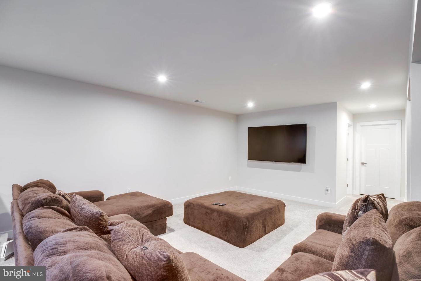 5959 QUARTER PL, WARRENTON, Virginia 20187, 4 Bedrooms Bedrooms, ,4 BathroomsBathrooms,Residential,For sale,5959 QUARTER PL,VAFQ2019868 MLS # VAFQ2019868 5959 QUARTER PL, WARRENTON, Virginia 20187, 4 Bedrooms Bedrooms, ,4 BathroomsBathrooms,Residential,For sale,5959 QUARTER PL,VAFQ2019868 MLS # VAFQ2019868