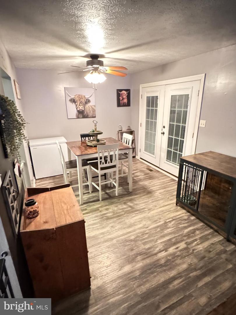 291 BORUM ST, STRASBURG, Virginia 22657, 3 Bedrooms Bedrooms, 5 Rooms Rooms,2 BathroomsBathrooms,Residential,For sale,291 BORUM ST,VASH2013166 MLS # VASH2013166 291 BORUM ST, STRASBURG, Virginia 22657, 3 Bedrooms Bedrooms, 5 Rooms Rooms,2 BathroomsBathrooms,Residential,For sale,291 BORUM ST,VASH2013166 MLS # VASH2013166