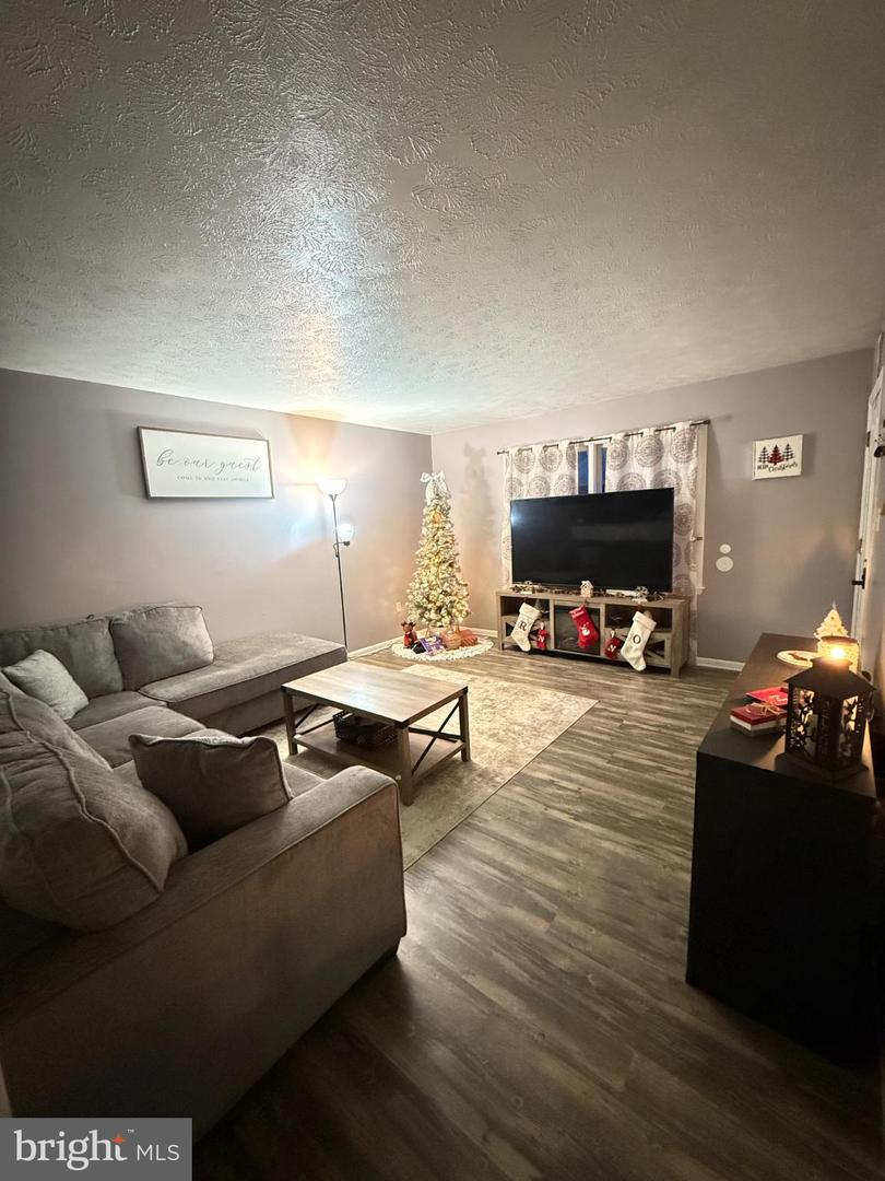 291 BORUM ST, STRASBURG, Virginia 22657, 3 Bedrooms Bedrooms, 5 Rooms Rooms,2 BathroomsBathrooms,Residential,For sale,291 BORUM ST,VASH2013166 MLS # VASH2013166 291 BORUM ST, STRASBURG, Virginia 22657, 3 Bedrooms Bedrooms, 5 Rooms Rooms,2 BathroomsBathrooms,Residential,For sale,291 BORUM ST,VASH2013166 MLS # VASH2013166