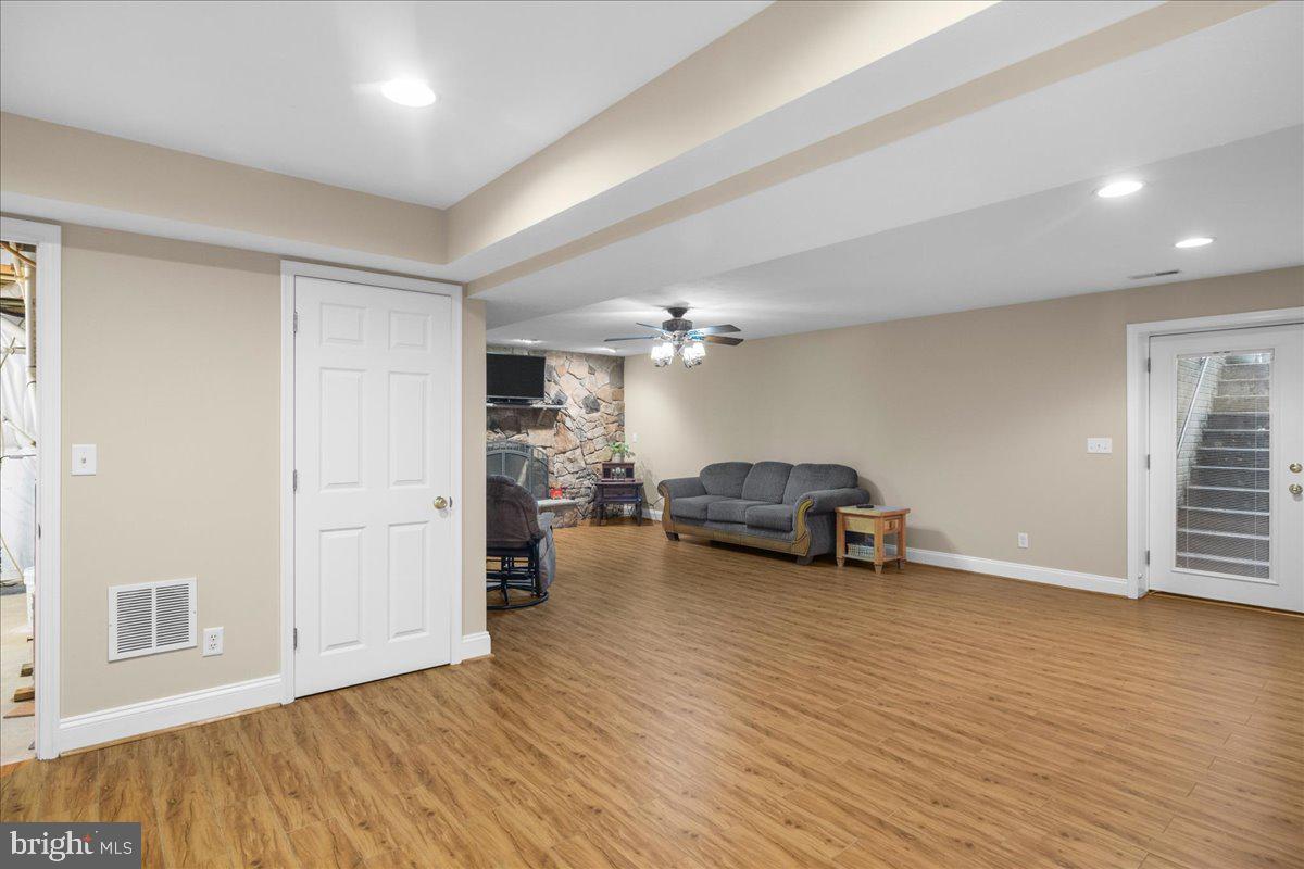 2981 OLD WINCHESTER RD, BOYCE, Virginia 22620, 3 Bedrooms Bedrooms, 14 Rooms Rooms,3 BathroomsBathrooms,Residential,For sale,2981 OLD WINCHESTER RD,VACL2006268 MLS # VACL2006268 2981 OLD WINCHESTER RD, BOYCE, Virginia 22620, 3 Bedrooms Bedrooms, 14 Rooms Rooms,3 BathroomsBathrooms,Residential,For sale,2981 OLD WINCHESTER RD,VACL2006268 MLS # VACL2006268