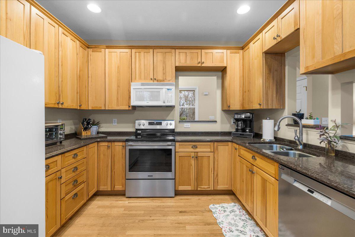 2981 OLD WINCHESTER RD, BOYCE, Virginia 22620, 3 Bedrooms Bedrooms, 14 Rooms Rooms,3 BathroomsBathrooms,Residential,For sale,2981 OLD WINCHESTER RD,VACL2006268 MLS # VACL2006268 2981 OLD WINCHESTER RD, BOYCE, Virginia 22620, 3 Bedrooms Bedrooms, 14 Rooms Rooms,3 BathroomsBathrooms,Residential,For sale,2981 OLD WINCHESTER RD,VACL2006268 MLS # VACL2006268