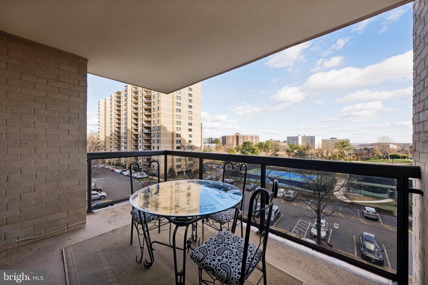 307 YOAKUM PKWY #519, ALEXANDRIA, Virginia 22304, 2 Bedrooms Bedrooms, ,2 BathroomsBathrooms,Residential,For sale,307 YOAKUM PKWY #519,VAAX2052302 MLS # VAAX2052302 307 YOAKUM PKWY #519, ALEXANDRIA, Virginia 22304, 2 Bedrooms Bedrooms, ,2 BathroomsBathrooms,Residential,For sale,307 YOAKUM PKWY #519,VAAX2052302 MLS # VAAX2052302