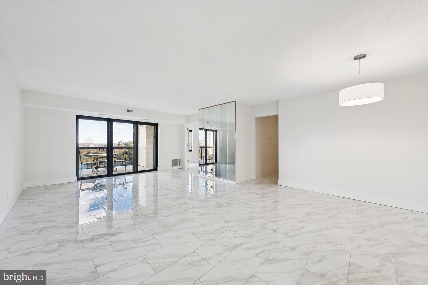 307 YOAKUM PKWY #519, ALEXANDRIA, Virginia 22304, 2 Bedrooms Bedrooms, ,2 BathroomsBathrooms,Residential,For sale,307 YOAKUM PKWY #519,VAAX2052302 MLS # VAAX2052302 307 YOAKUM PKWY #519, ALEXANDRIA, Virginia 22304, 2 Bedrooms Bedrooms, ,2 BathroomsBathrooms,Residential,For sale,307 YOAKUM PKWY #519,VAAX2052302 MLS # VAAX2052302