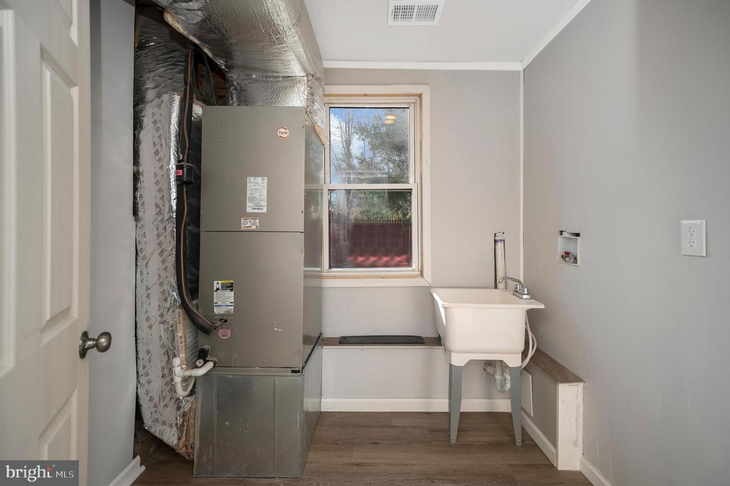 26348 SUNSHINE RD, RUTHER GLEN, Virginia 22546, 3 Bedrooms Bedrooms, ,2 BathroomsBathrooms,Residential,For sale,26348 SUNSHINE RD,VACV2009256 MLS # VACV2009256 26348 SUNSHINE RD, RUTHER GLEN, Virginia 22546, 3 Bedrooms Bedrooms, ,2 BathroomsBathrooms,Residential,For sale,26348 SUNSHINE RD,VACV2009256 MLS # VACV2009256