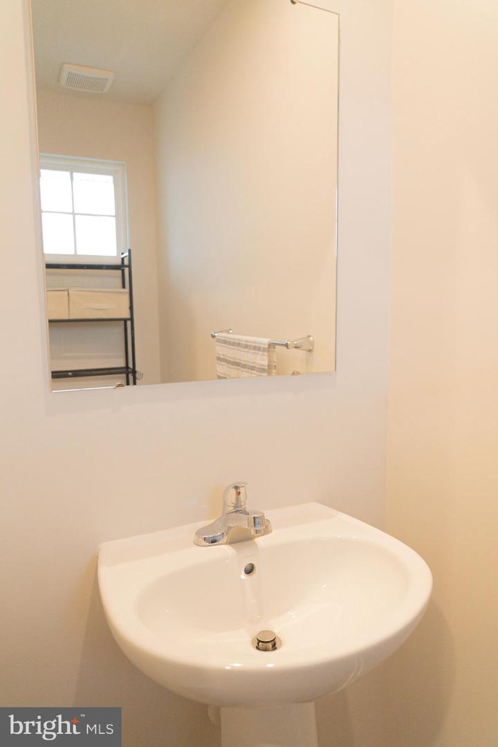 2605 APRICOT DR, CULPEPER, Virginia 22701, 3 Bedrooms Bedrooms, ,2 BathroomsBathrooms,Residential,For sale,2605 APRICOT DR,VACU2012202 MLS # VACU2012202