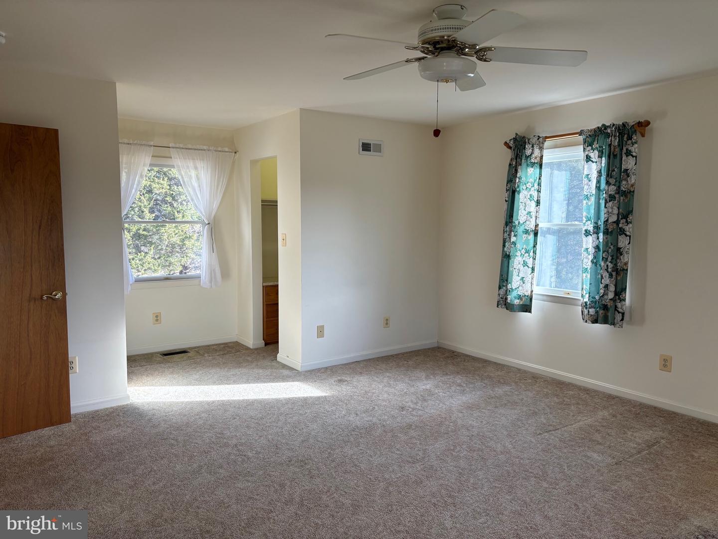 13238 STONEHOUSE MOUNTAIN RD, CULPEPER, Virginia 22701, 3 Bedrooms Bedrooms, 8 Rooms Rooms,2 BathroomsBathrooms,Residential,For sale,13238 STONEHOUSE MOUNTAIN RD,VACU2012204 MLS # VACU2012204 13238 STONEHOUSE MOUNTAIN RD, CULPEPER, Virginia 22701, 3 Bedrooms Bedrooms, 8 Rooms Rooms,2 BathroomsBathrooms,Residential,For sale,13238 STONEHOUSE MOUNTAIN RD,VACU2012204 MLS # VACU2012204