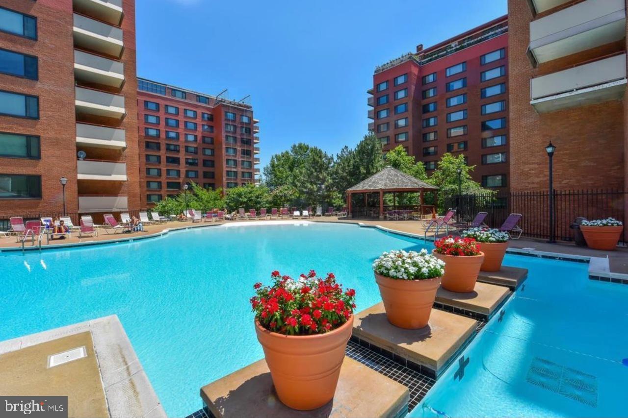 1111 ARLINGTON BLVD #318, ARLINGTON, Virginia 22209, 1 Bedroom Bedrooms, ,1 BathroomBathrooms,Residential,For sale,1111 ARLINGTON BLVD #318,VAAR2066764 MLS # VAAR2066764 1111 ARLINGTON BLVD #318, ARLINGTON, Virginia 22209, 1 Bedroom Bedrooms, ,1 BathroomBathrooms,Residential,For sale,1111 ARLINGTON BLVD #318,VAAR2066764 MLS # VAAR2066764