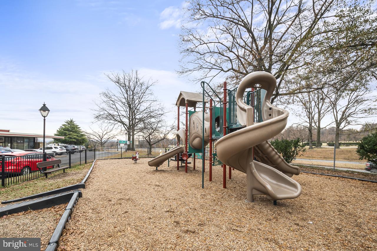 1111 ARLINGTON BLVD #318, ARLINGTON, Virginia 22209, 1 Bedroom Bedrooms, ,1 BathroomBathrooms,Residential,For sale,1111 ARLINGTON BLVD #318,VAAR2066764 MLS # VAAR2066764 1111 ARLINGTON BLVD #318, ARLINGTON, Virginia 22209, 1 Bedroom Bedrooms, ,1 BathroomBathrooms,Residential,For sale,1111 ARLINGTON BLVD #318,VAAR2066764 MLS # VAAR2066764