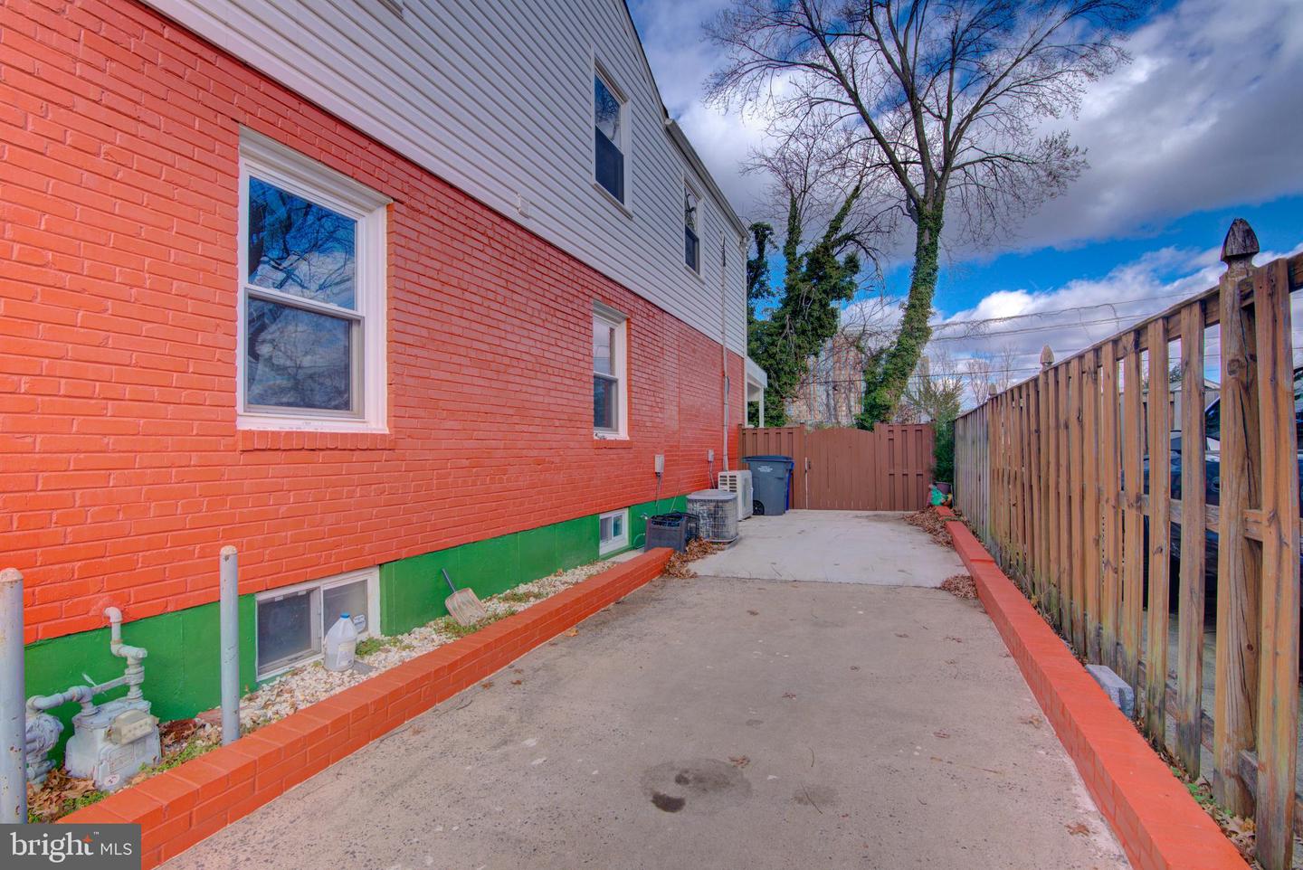 2258 ARLINGTON TER, ALEXANDRIA, Virginia 22303, 4 Bedrooms Bedrooms, ,3 BathroomsBathrooms,Residential,For sale,2258 ARLINGTON TER,VAFX2282084 MLS # VAFX2282084 2258 ARLINGTON TER, ALEXANDRIA, Virginia 22303, 4 Bedrooms Bedrooms, ,3 BathroomsBathrooms,Residential,For sale,2258 ARLINGTON TER,VAFX2282084 MLS # VAFX2282084