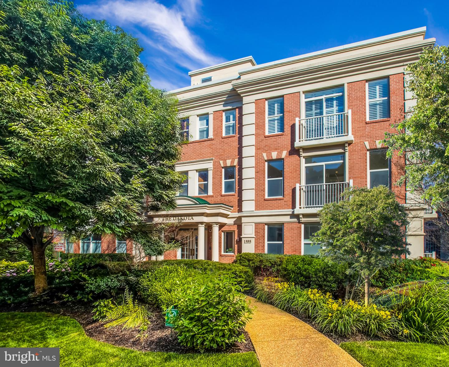 1555 N COLONIAL TER #601, ARLINGTON, Virginia 22209, 2 Bedrooms Bedrooms, ,2 BathroomsBathrooms,Residential,For sale,1555 N COLONIAL TER #601,VAAR2066786 MLS # VAAR2066786 1555 N COLONIAL TER #601, ARLINGTON, Virginia 22209, 2 Bedrooms Bedrooms, ,2 BathroomsBathrooms,Residential,For sale,1555 N COLONIAL TER #601,VAAR2066786 MLS # VAAR2066786