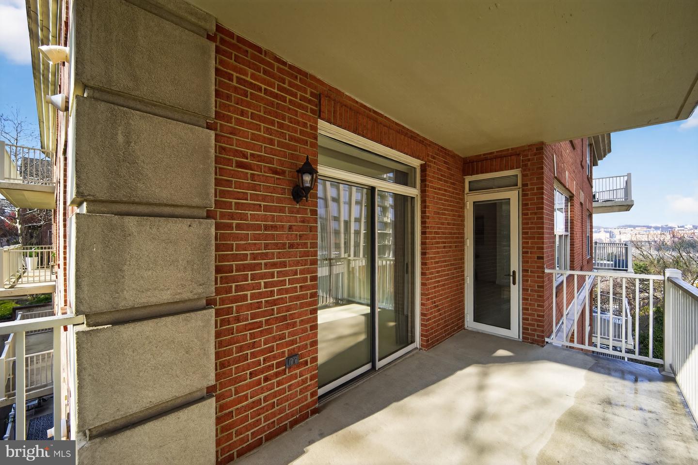 1555 N COLONIAL TER #601, ARLINGTON, Virginia 22209, 2 Bedrooms Bedrooms, ,2 BathroomsBathrooms,Residential,For sale,1555 N COLONIAL TER #601,VAAR2066786 MLS # VAAR2066786 1555 N COLONIAL TER #601, ARLINGTON, Virginia 22209, 2 Bedrooms Bedrooms, ,2 BathroomsBathrooms,Residential,For sale,1555 N COLONIAL TER #601,VAAR2066786 MLS # VAAR2066786