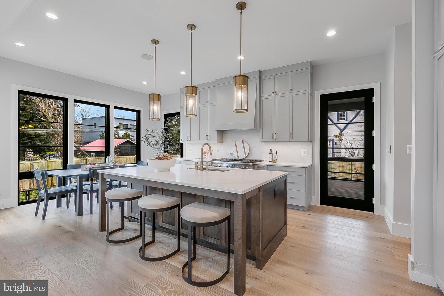 809 N KENMORE ST, ARLINGTON, Virginia 22201, 6 Bedrooms Bedrooms, ,6 BathroomsBathrooms,Residential,For sale,809 N KENMORE ST,VAAR2066792 MLS # VAAR2066792 809 N KENMORE ST, ARLINGTON, Virginia 22201, 6 Bedrooms Bedrooms, ,6 BathroomsBathrooms,Residential,For sale,809 N KENMORE ST,VAAR2066792 MLS # VAAR2066792