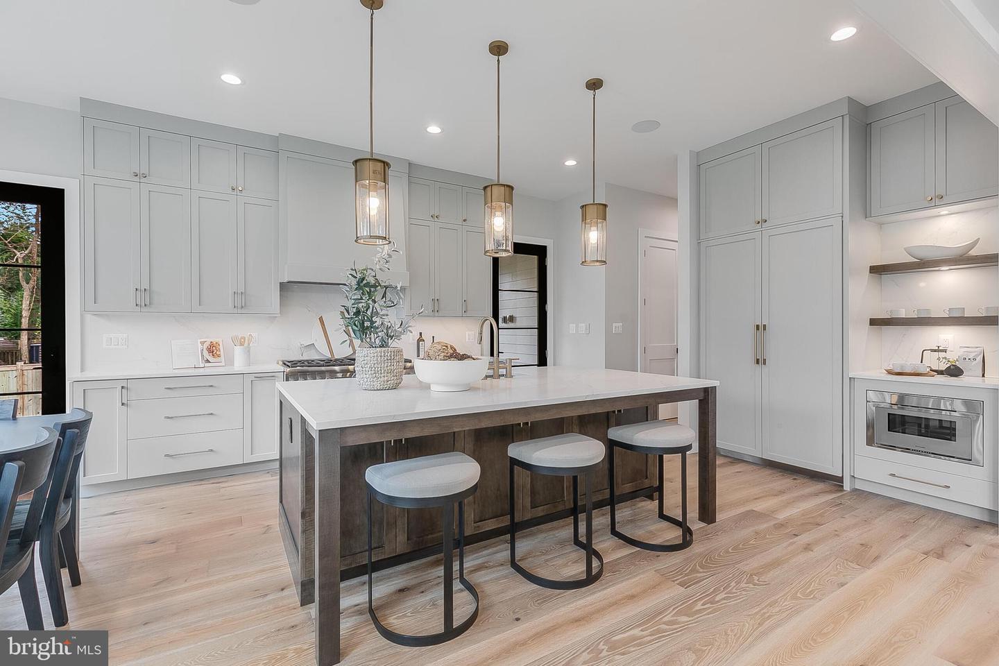 809 N KENMORE ST, ARLINGTON, Virginia 22201, 6 Bedrooms Bedrooms, ,6 BathroomsBathrooms,Residential,For sale,809 N KENMORE ST,VAAR2066792 MLS # VAAR2066792 809 N KENMORE ST, ARLINGTON, Virginia 22201, 6 Bedrooms Bedrooms, ,6 BathroomsBathrooms,Residential,For sale,809 N KENMORE ST,VAAR2066792 MLS # VAAR2066792