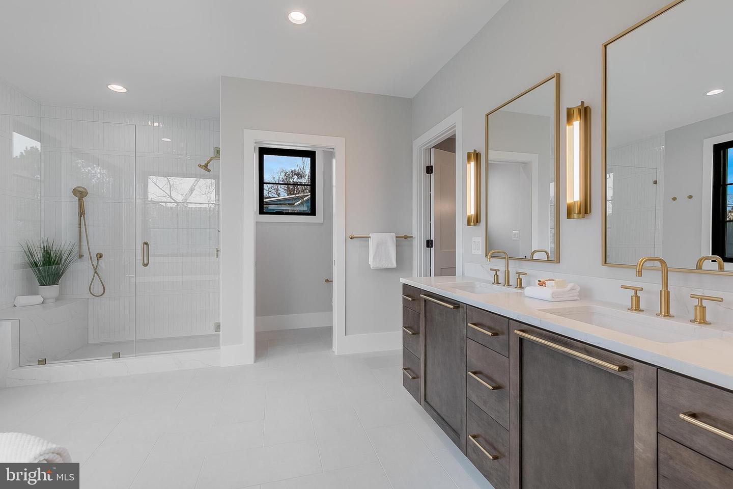 809 N KENMORE ST, ARLINGTON, Virginia 22201, 6 Bedrooms Bedrooms, ,6 BathroomsBathrooms,Residential,For sale,809 N KENMORE ST,VAAR2066792 MLS # VAAR2066792 809 N KENMORE ST, ARLINGTON, Virginia 22201, 6 Bedrooms Bedrooms, ,6 BathroomsBathrooms,Residential,For sale,809 N KENMORE ST,VAAR2066792 MLS # VAAR2066792