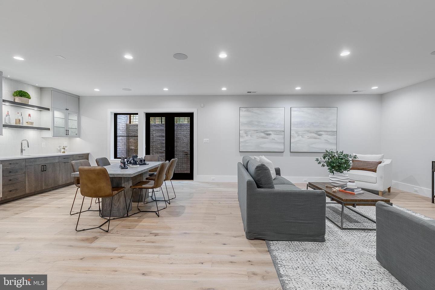 809 N KENMORE ST, ARLINGTON, Virginia 22201, 6 Bedrooms Bedrooms, ,6 BathroomsBathrooms,Residential,For sale,809 N KENMORE ST,VAAR2066792 MLS # VAAR2066792 809 N KENMORE ST, ARLINGTON, Virginia 22201, 6 Bedrooms Bedrooms, ,6 BathroomsBathrooms,Residential,For sale,809 N KENMORE ST,VAAR2066792 MLS # VAAR2066792