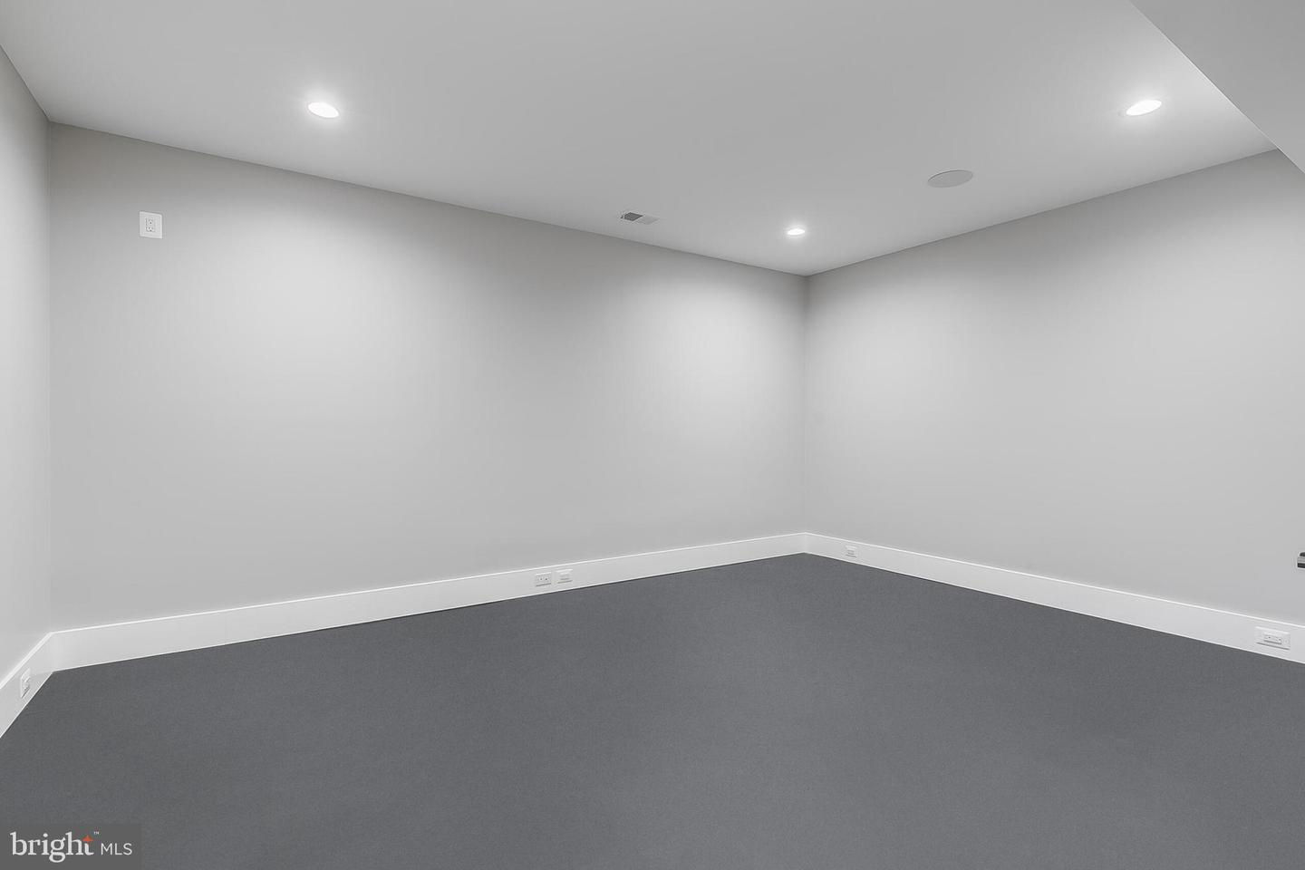 809 N KENMORE ST, ARLINGTON, Virginia 22201, 6 Bedrooms Bedrooms, ,6 BathroomsBathrooms,Residential,For sale,809 N KENMORE ST,VAAR2066792 MLS # VAAR2066792 809 N KENMORE ST, ARLINGTON, Virginia 22201, 6 Bedrooms Bedrooms, ,6 BathroomsBathrooms,Residential,For sale,809 N KENMORE ST,VAAR2066792 MLS # VAAR2066792