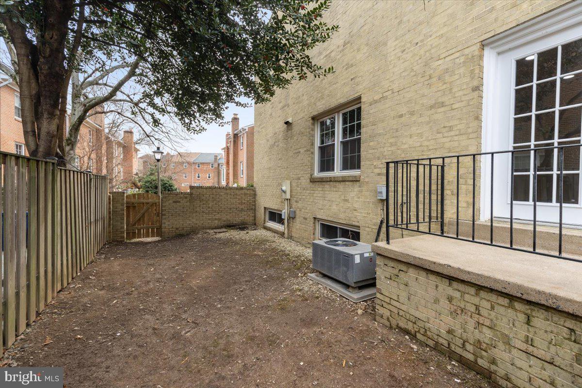 2694 CENTENNIAL CT #54, ALEXANDRIA, Virginia 22311, 3 Bedrooms Bedrooms, ,3 BathroomsBathrooms,Residential,For sale,2694 CENTENNIAL CT #54,VAAX2052332 MLS # VAAX2052332 2694 CENTENNIAL CT #54, ALEXANDRIA, Virginia 22311, 3 Bedrooms Bedrooms, ,3 BathroomsBathrooms,Residential,For sale,2694 CENTENNIAL CT #54,VAAX2052332 MLS # VAAX2052332