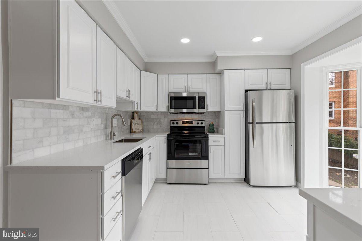 2694 CENTENNIAL CT #54, ALEXANDRIA, Virginia 22311, 3 Bedrooms Bedrooms, ,3 BathroomsBathrooms,Residential,For sale,2694 CENTENNIAL CT #54,VAAX2052332 MLS # VAAX2052332 2694 CENTENNIAL CT #54, ALEXANDRIA, Virginia 22311, 3 Bedrooms Bedrooms, ,3 BathroomsBathrooms,Residential,For sale,2694 CENTENNIAL CT #54,VAAX2052332 MLS # VAAX2052332