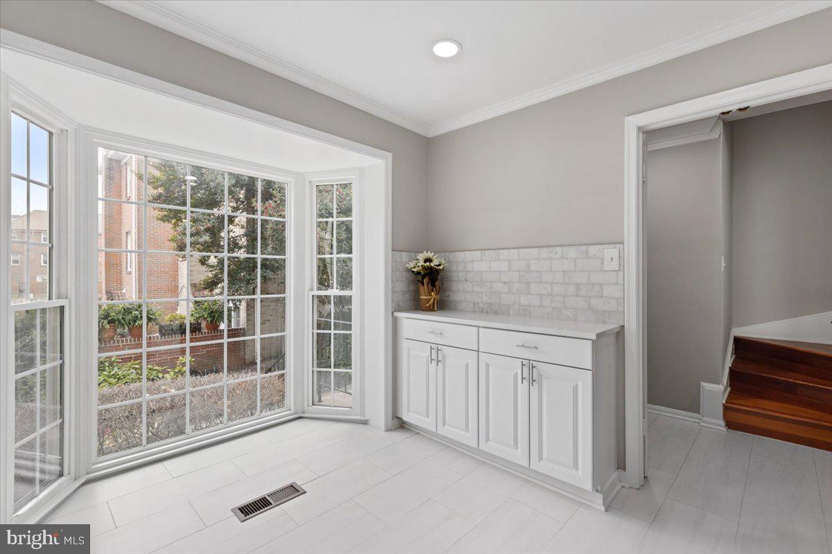 2694 CENTENNIAL CT #54, ALEXANDRIA, Virginia 22311, 3 Bedrooms Bedrooms, ,3 BathroomsBathrooms,Residential,For sale,2694 CENTENNIAL CT #54,VAAX2052332 MLS # VAAX2052332 2694 CENTENNIAL CT #54, ALEXANDRIA, Virginia 22311, 3 Bedrooms Bedrooms, ,3 BathroomsBathrooms,Residential,For sale,2694 CENTENNIAL CT #54,VAAX2052332 MLS # VAAX2052332