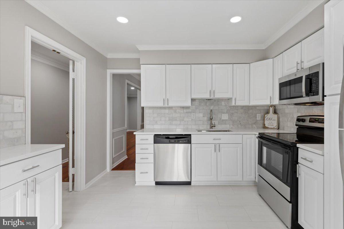 2694 CENTENNIAL CT #54, ALEXANDRIA, Virginia 22311, 3 Bedrooms Bedrooms, ,3 BathroomsBathrooms,Residential,For sale,2694 CENTENNIAL CT #54,VAAX2052332 MLS # VAAX2052332 2694 CENTENNIAL CT #54, ALEXANDRIA, Virginia 22311, 3 Bedrooms Bedrooms, ,3 BathroomsBathrooms,Residential,For sale,2694 CENTENNIAL CT #54,VAAX2052332 MLS # VAAX2052332