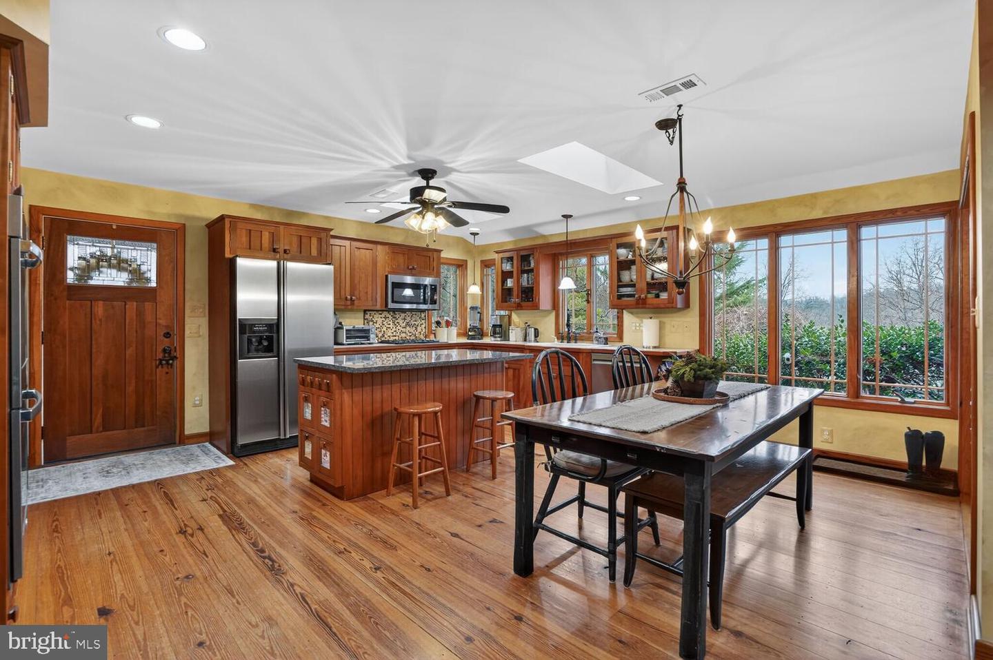 6195 LERNER LN, BROAD RUN, Virginia 20137, 4 Bedrooms Bedrooms, ,2 BathroomsBathrooms,Residential,For sale,6195 LERNER LN,VAFQ2019888 MLS # VAFQ2019888 6195 LERNER LN, BROAD RUN, Virginia 20137, 4 Bedrooms Bedrooms, ,2 BathroomsBathrooms,Residential,For sale,6195 LERNER LN,VAFQ2019888 MLS # VAFQ2019888