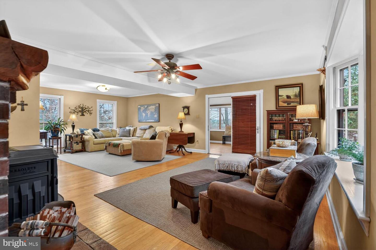 6195 LERNER LN, BROAD RUN, Virginia 20137, 4 Bedrooms Bedrooms, ,2 BathroomsBathrooms,Residential,For sale,6195 LERNER LN,VAFQ2019888 MLS # VAFQ2019888 6195 LERNER LN, BROAD RUN, Virginia 20137, 4 Bedrooms Bedrooms, ,2 BathroomsBathrooms,Residential,For sale,6195 LERNER LN,VAFQ2019888 MLS # VAFQ2019888