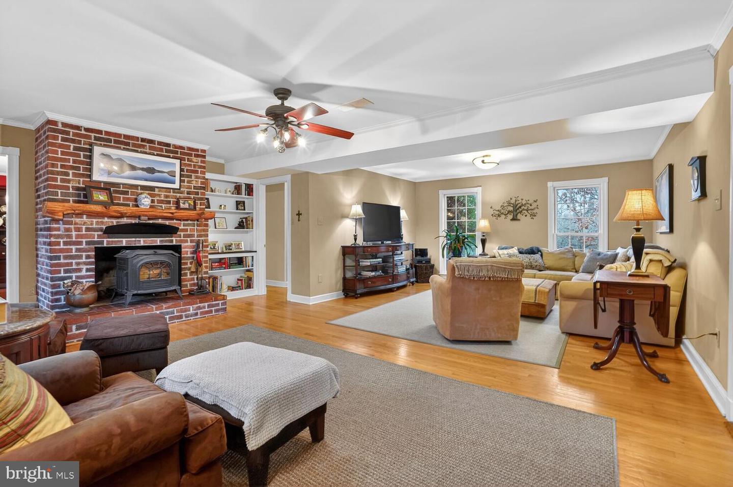 6195 LERNER LN, BROAD RUN, Virginia 20137, 4 Bedrooms Bedrooms, ,2 BathroomsBathrooms,Residential,For sale,6195 LERNER LN,VAFQ2019888 MLS # VAFQ2019888 6195 LERNER LN, BROAD RUN, Virginia 20137, 4 Bedrooms Bedrooms, ,2 BathroomsBathrooms,Residential,For sale,6195 LERNER LN,VAFQ2019888 MLS # VAFQ2019888