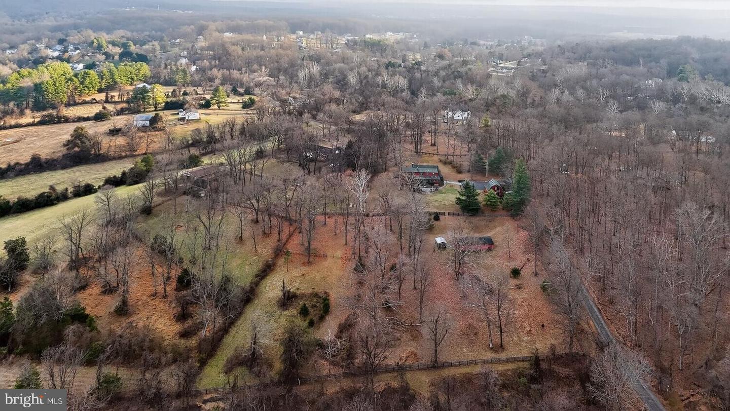 6195 LERNER LN, BROAD RUN, Virginia 20137, 4 Bedrooms Bedrooms, ,2 BathroomsBathrooms,Residential,For sale,6195 LERNER LN,VAFQ2019888 MLS # VAFQ2019888 6195 LERNER LN, BROAD RUN, Virginia 20137, 4 Bedrooms Bedrooms, ,2 BathroomsBathrooms,Residential,For sale,6195 LERNER LN,VAFQ2019888 MLS # VAFQ2019888