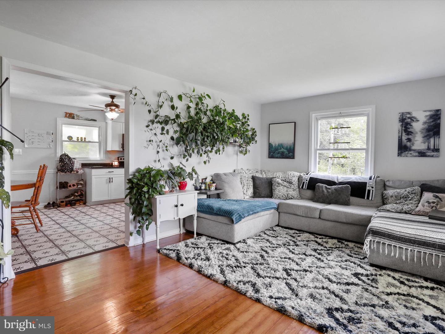 37 AND 41 HEADWATERS RD, CHESTER GAP, Virginia 22623, 5 Bedrooms Bedrooms, ,4 BathroomsBathrooms,Residential,For sale,37 AND 41 HEADWATERS RD,VARP2002142 MLS # VARP2002142 37 AND 41 HEADWATERS RD, CHESTER GAP, Virginia 22623, 5 Bedrooms Bedrooms, ,4 BathroomsBathrooms,Residential,For sale,37 AND 41 HEADWATERS RD,VARP2002142 MLS # VARP2002142