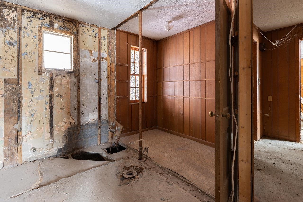 10840 RAWLEY PIKE, HINTON, Virginia 22831, 3 Bedrooms Bedrooms, ,1 BathroomBathrooms,Residential,10840 RAWLEY PIKE,671781 MLS # 671781 10840 RAWLEY PIKE, HINTON, Virginia 22831, 3 Bedrooms Bedrooms, ,1 BathroomBathrooms,Residential,10840 RAWLEY PIKE,671781 MLS # 671781