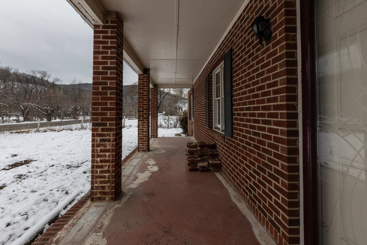 10840 RAWLEY PIKE, HINTON, Virginia 22831, 3 Bedrooms Bedrooms, ,1 BathroomBathrooms,Residential,10840 RAWLEY PIKE,671781 MLS # 671781 10840 RAWLEY PIKE, HINTON, Virginia 22831, 3 Bedrooms Bedrooms, ,1 BathroomBathrooms,Residential,10840 RAWLEY PIKE,671781 MLS # 671781