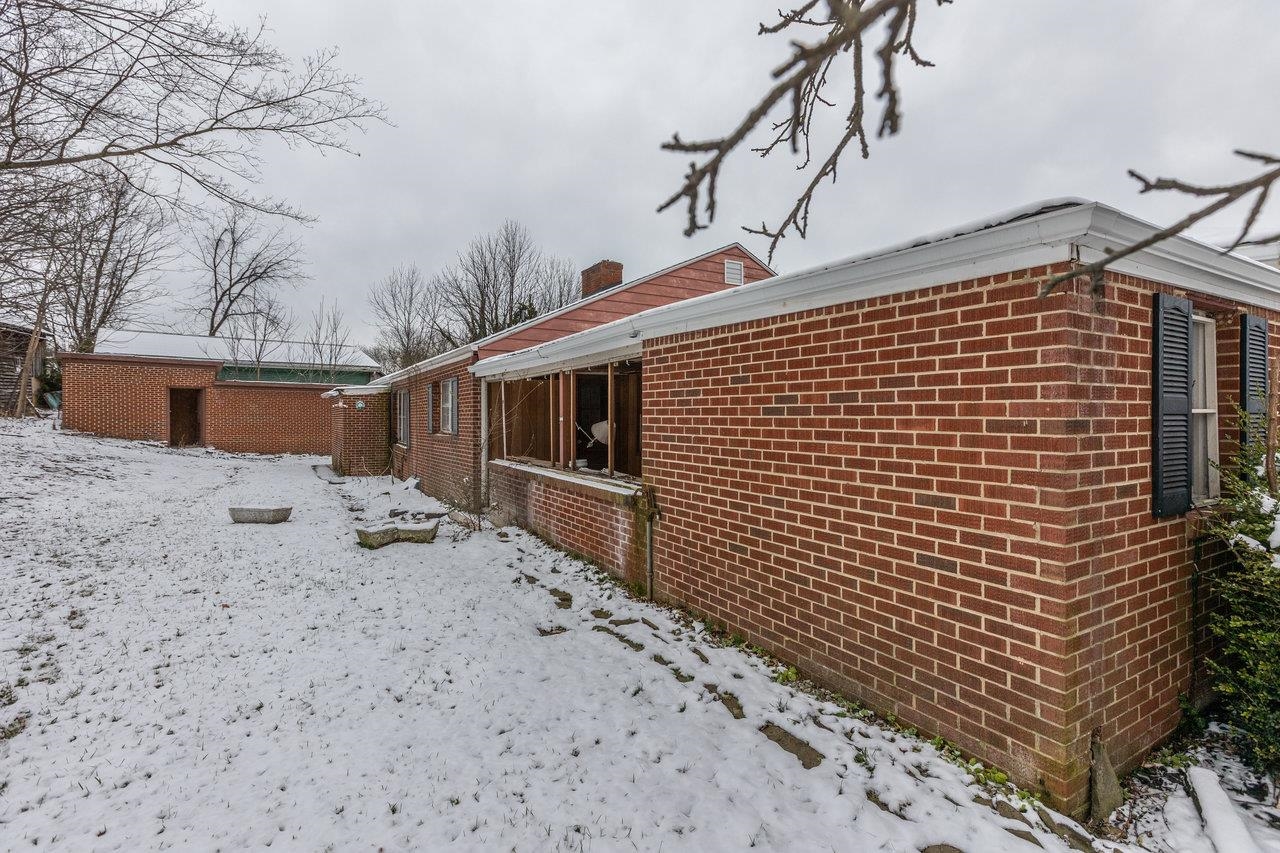 10840 RAWLEY PIKE, HINTON, Virginia 22831, 3 Bedrooms Bedrooms, ,1 BathroomBathrooms,Residential,10840 RAWLEY PIKE,671781 MLS # 671781 10840 RAWLEY PIKE, HINTON, Virginia 22831, 3 Bedrooms Bedrooms, ,1 BathroomBathrooms,Residential,10840 RAWLEY PIKE,671781 MLS # 671781