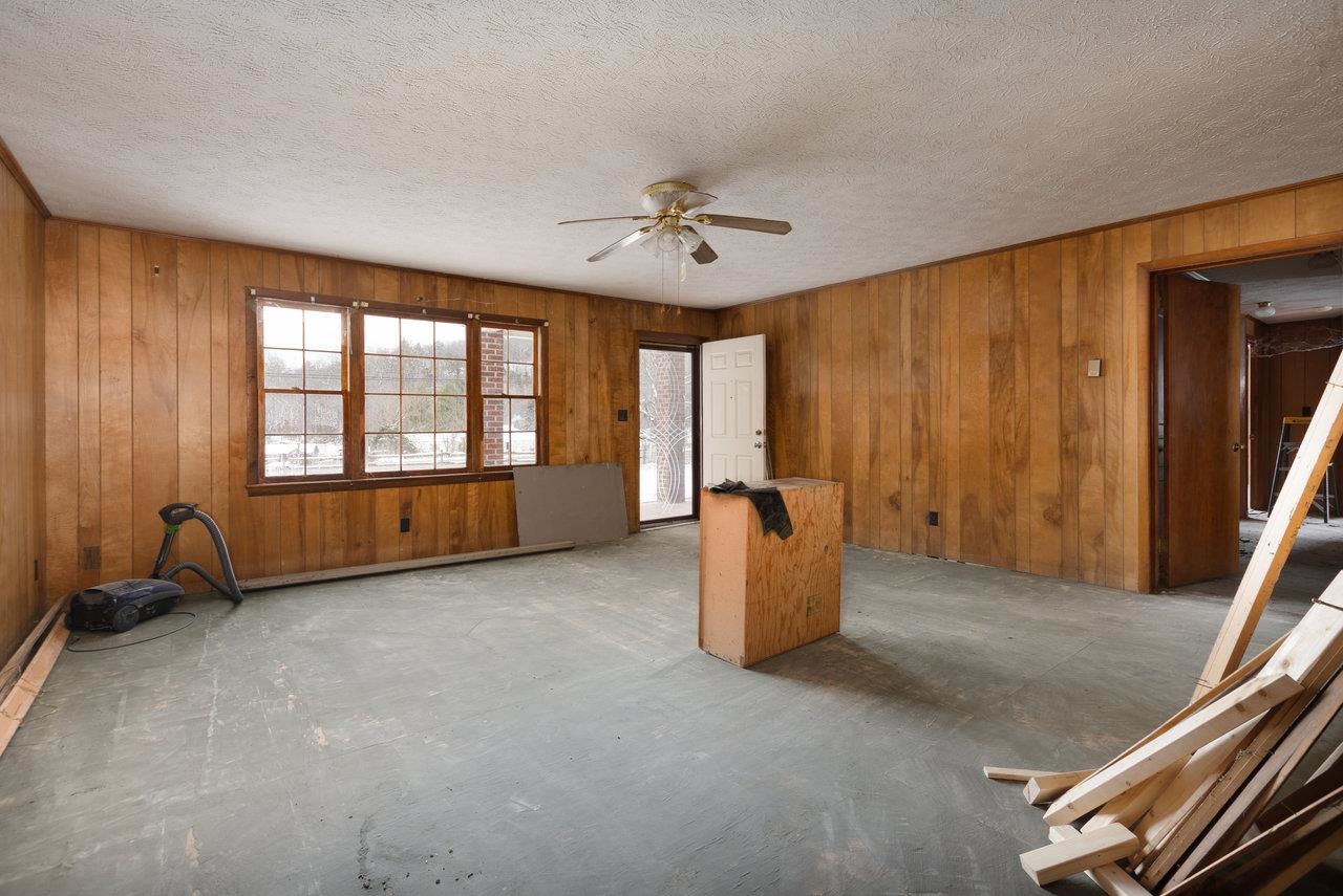 10840 RAWLEY PIKE, HINTON, Virginia 22831, 3 Bedrooms Bedrooms, ,1 BathroomBathrooms,Residential,10840 RAWLEY PIKE,671781 MLS # 671781 10840 RAWLEY PIKE, HINTON, Virginia 22831, 3 Bedrooms Bedrooms, ,1 BathroomBathrooms,Residential,10840 RAWLEY PIKE,671781 MLS # 671781