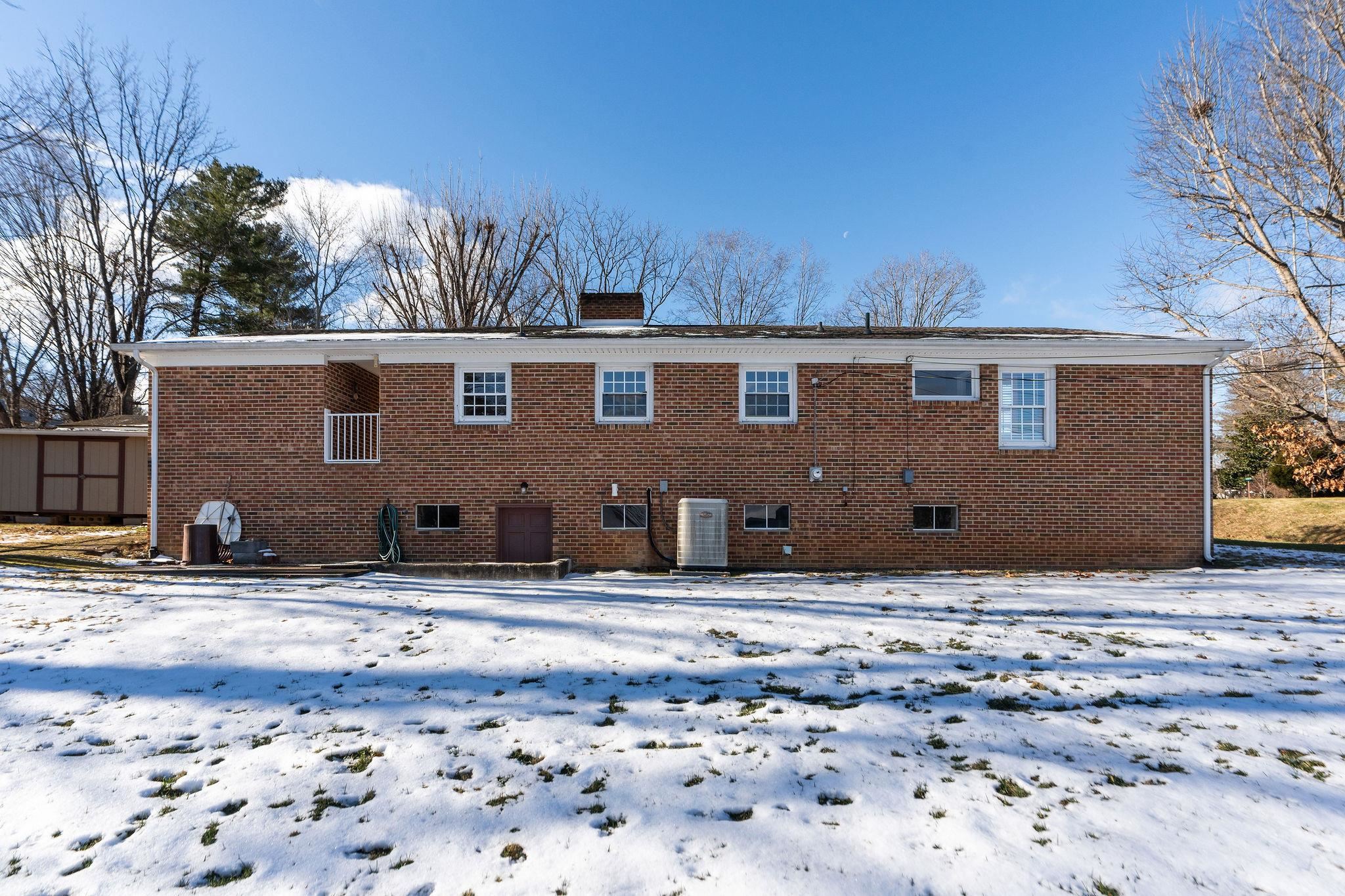 2 MCCORMICK ST, LEXINGTON, Virginia 24450, 3 Bedrooms Bedrooms, ,2 BathroomsBathrooms,Residential,2 MCCORMICK ST,671784 MLS # 671784 2 MCCORMICK ST, LEXINGTON, Virginia 24450, 3 Bedrooms Bedrooms, ,2 BathroomsBathrooms,Residential,2 MCCORMICK ST,671784 MLS # 671784