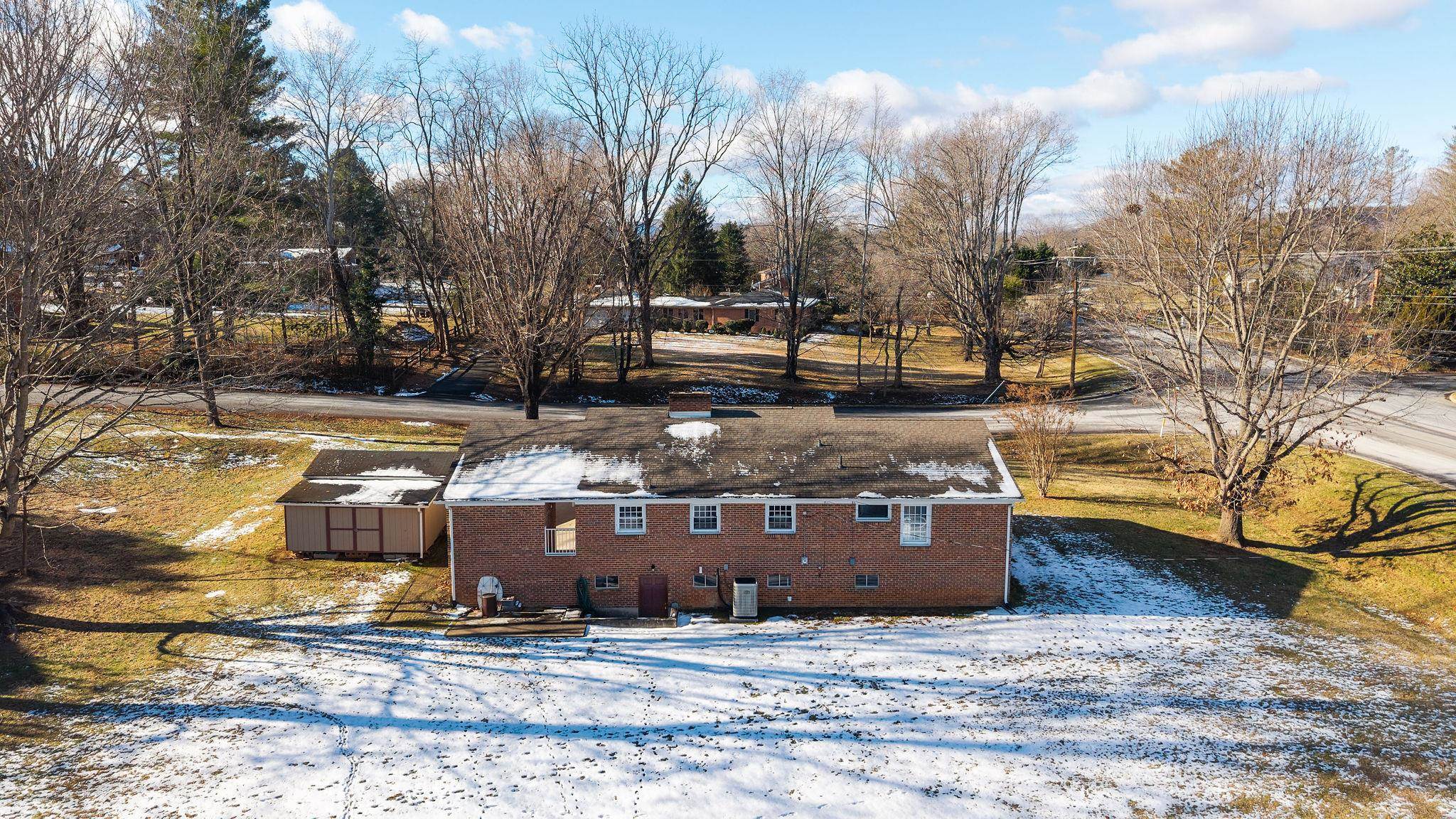 2 MCCORMICK ST, LEXINGTON, Virginia 24450, 3 Bedrooms Bedrooms, ,2 BathroomsBathrooms,Residential,2 MCCORMICK ST,671784 MLS # 671784 2 MCCORMICK ST, LEXINGTON, Virginia 24450, 3 Bedrooms Bedrooms, ,2 BathroomsBathrooms,Residential,2 MCCORMICK ST,671784 MLS # 671784