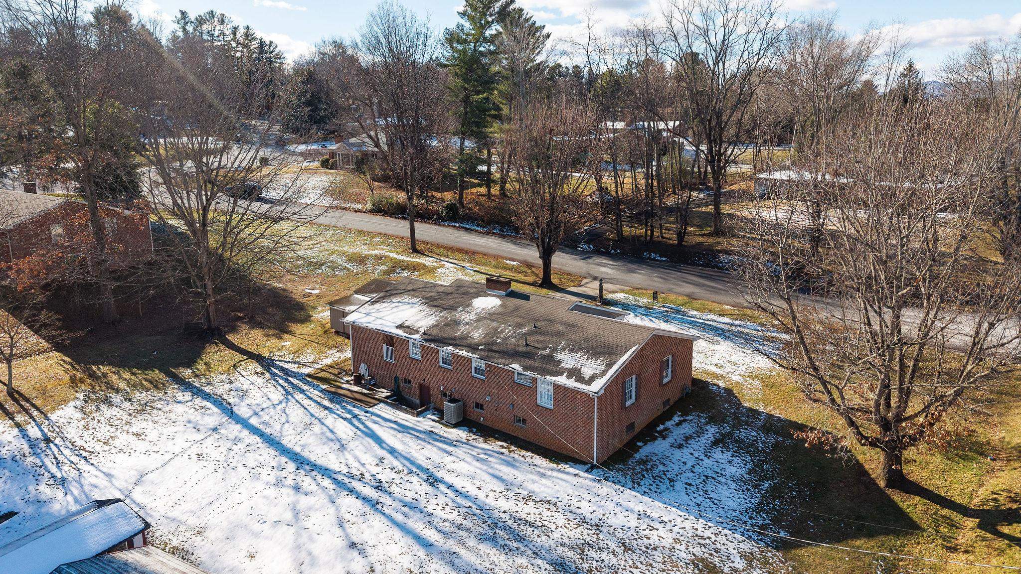 2 MCCORMICK ST, LEXINGTON, Virginia 24450, 3 Bedrooms Bedrooms, ,2 BathroomsBathrooms,Residential,2 MCCORMICK ST,671784 MLS # 671784 2 MCCORMICK ST, LEXINGTON, Virginia 24450, 3 Bedrooms Bedrooms, ,2 BathroomsBathrooms,Residential,2 MCCORMICK ST,671784 MLS # 671784