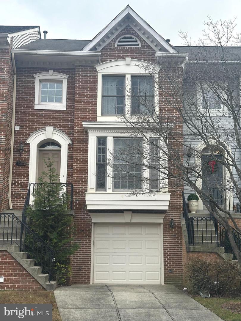 3907 MAXIMILIAN CT, FAIRFAX, Virginia 22033, 2 Bedrooms Bedrooms, ,3 BathroomsBathrooms,Residential,For sale,3907 MAXIMILIAN CT,VAFX2273024 MLS # VAFX2273024 3907 MAXIMILIAN CT, FAIRFAX, Virginia 22033, 2 Bedrooms Bedrooms, ,3 BathroomsBathrooms,Residential,For sale,3907 MAXIMILIAN CT,VAFX2273024 MLS # VAFX2273024