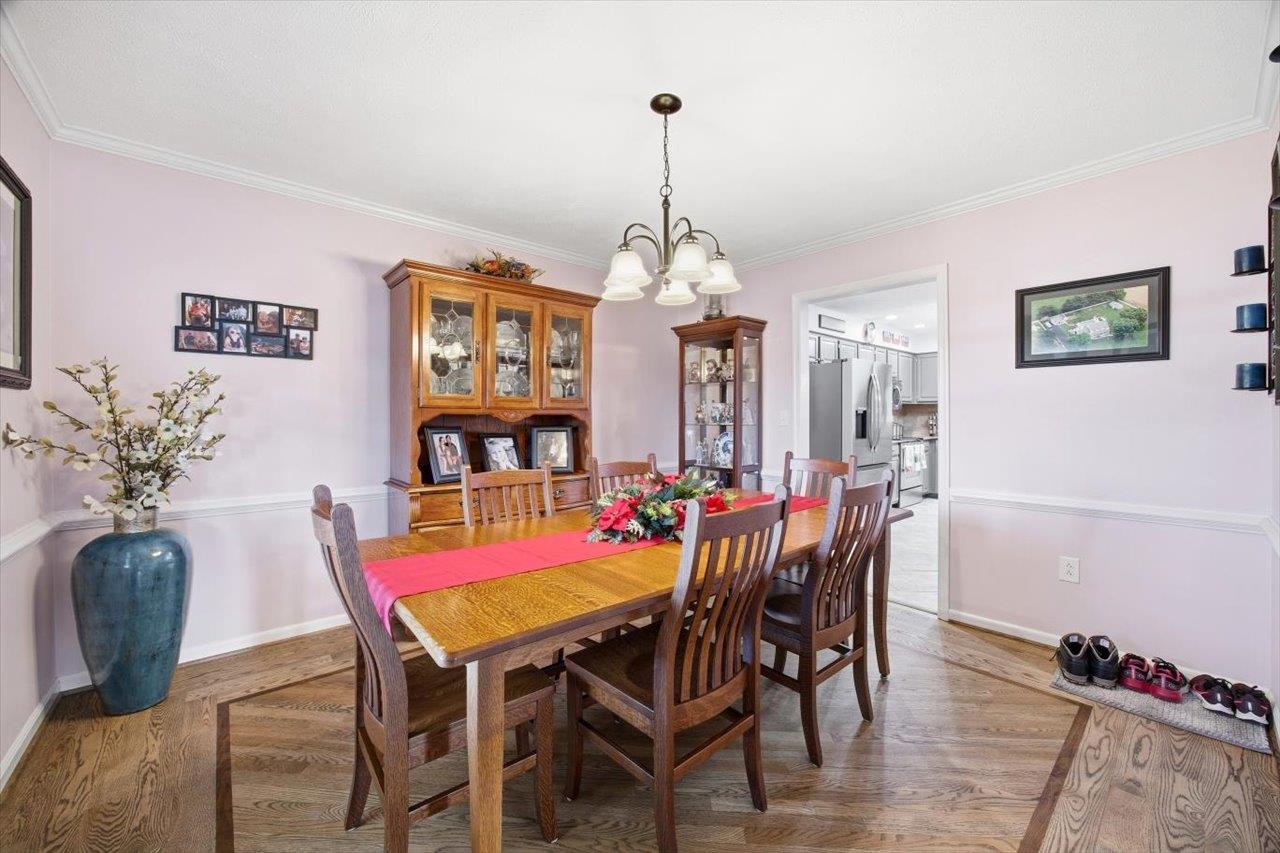 3901 LEE HWY, WEYERS CAVE, Virginia 24486, 3 Bedrooms Bedrooms, ,2 BathroomsBathrooms,Residential,3901 LEE HWY,671794 MLS # 671794 3901 LEE HWY, WEYERS CAVE, Virginia 24486, 3 Bedrooms Bedrooms, ,2 BathroomsBathrooms,Residential,3901 LEE HWY,671794 MLS # 671794