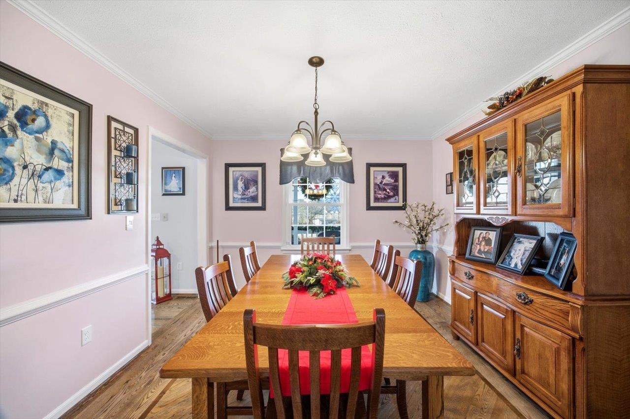 3901 LEE HWY, WEYERS CAVE, Virginia 24486, 3 Bedrooms Bedrooms, ,2 BathroomsBathrooms,Residential,3901 LEE HWY,671794 MLS # 671794 3901 LEE HWY, WEYERS CAVE, Virginia 24486, 3 Bedrooms Bedrooms, ,2 BathroomsBathrooms,Residential,3901 LEE HWY,671794 MLS # 671794