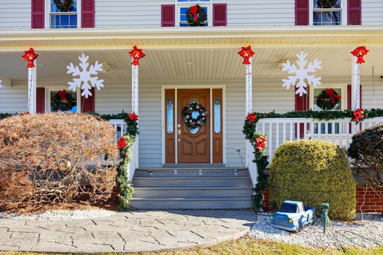 3901 LEE HWY, WEYERS CAVE, Virginia 24486, 3 Bedrooms Bedrooms, ,2 BathroomsBathrooms,Residential,3901 LEE HWY,671794 MLS # 671794 3901 LEE HWY, WEYERS CAVE, Virginia 24486, 3 Bedrooms Bedrooms, ,2 BathroomsBathrooms,Residential,3901 LEE HWY,671794 MLS # 671794