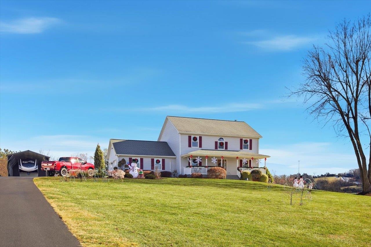 3901 LEE HWY, WEYERS CAVE, Virginia 24486, 3 Bedrooms Bedrooms, ,2 BathroomsBathrooms,Residential,3901 LEE HWY,671794 MLS # 671794 3901 LEE HWY, WEYERS CAVE, Virginia 24486, 3 Bedrooms Bedrooms, ,2 BathroomsBathrooms,Residential,3901 LEE HWY,671794 MLS # 671794