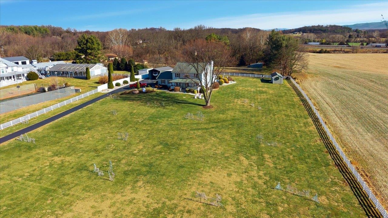 3901 LEE HWY, WEYERS CAVE, Virginia 24486, 3 Bedrooms Bedrooms, ,2 BathroomsBathrooms,Residential,3901 LEE HWY,671794 MLS # 671794 3901 LEE HWY, WEYERS CAVE, Virginia 24486, 3 Bedrooms Bedrooms, ,2 BathroomsBathrooms,Residential,3901 LEE HWY,671794 MLS # 671794