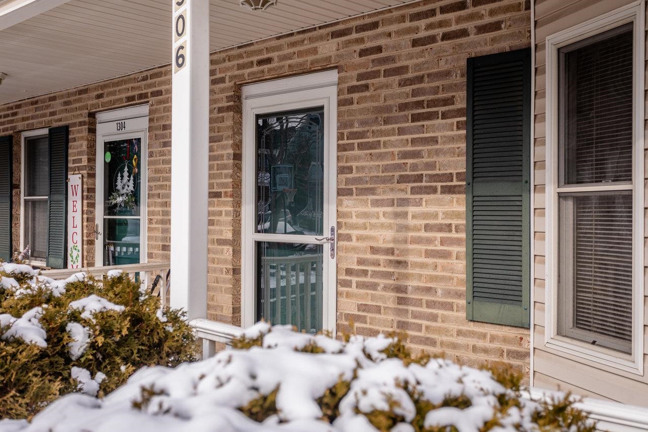 1306 GOLDFINCH DR, HARRISONBURG, Virginia 22802, 4 Bedrooms Bedrooms, ,3 BathroomsBathrooms,Residential,1306 GOLDFINCH DR,671795 MLS # 671795 1306 GOLDFINCH DR, HARRISONBURG, Virginia 22802, 4 Bedrooms Bedrooms, ,3 BathroomsBathrooms,Residential,1306 GOLDFINCH DR,671795 MLS # 671795