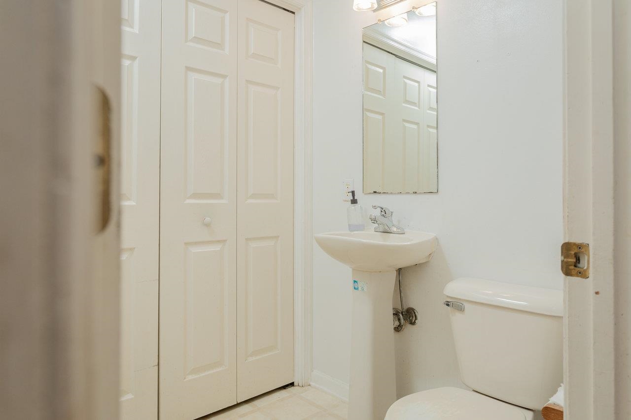 1306 GOLDFINCH DR, HARRISONBURG, Virginia 22802, 4 Bedrooms Bedrooms, ,3 BathroomsBathrooms,Residential,1306 GOLDFINCH DR,671795 MLS # 671795 1306 GOLDFINCH DR, HARRISONBURG, Virginia 22802, 4 Bedrooms Bedrooms, ,3 BathroomsBathrooms,Residential,1306 GOLDFINCH DR,671795 MLS # 671795