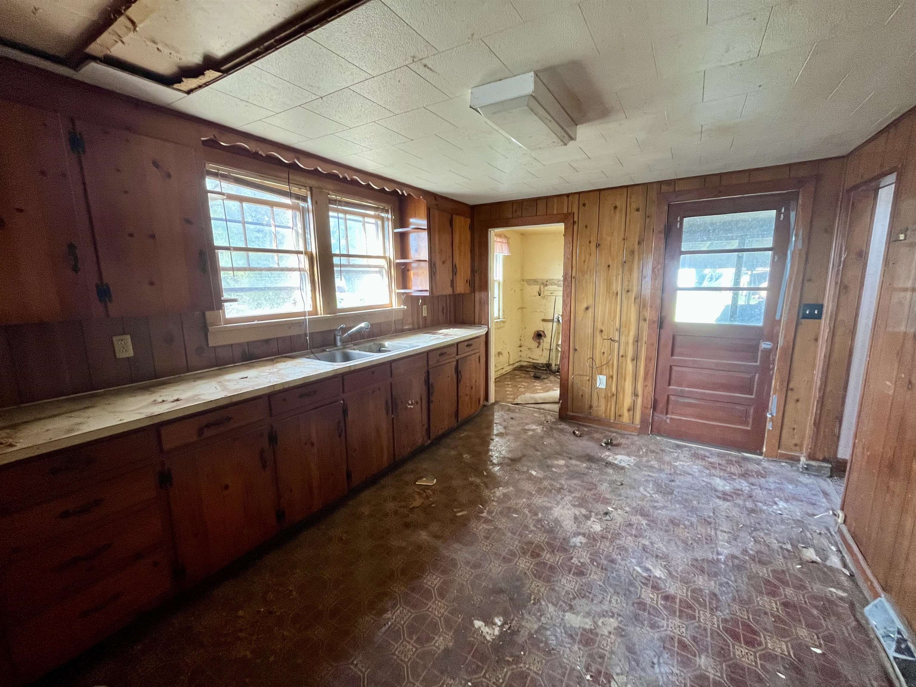 314 W SPRING AVE, ELKTON, Virginia 22827, 3 Bedrooms Bedrooms, ,1 BathroomBathrooms,Residential,314 W SPRING AVE,671796 MLS # 671796 314 W SPRING AVE, ELKTON, Virginia 22827, 3 Bedrooms Bedrooms, ,1 BathroomBathrooms,Residential,314 W SPRING AVE,671796 MLS # 671796