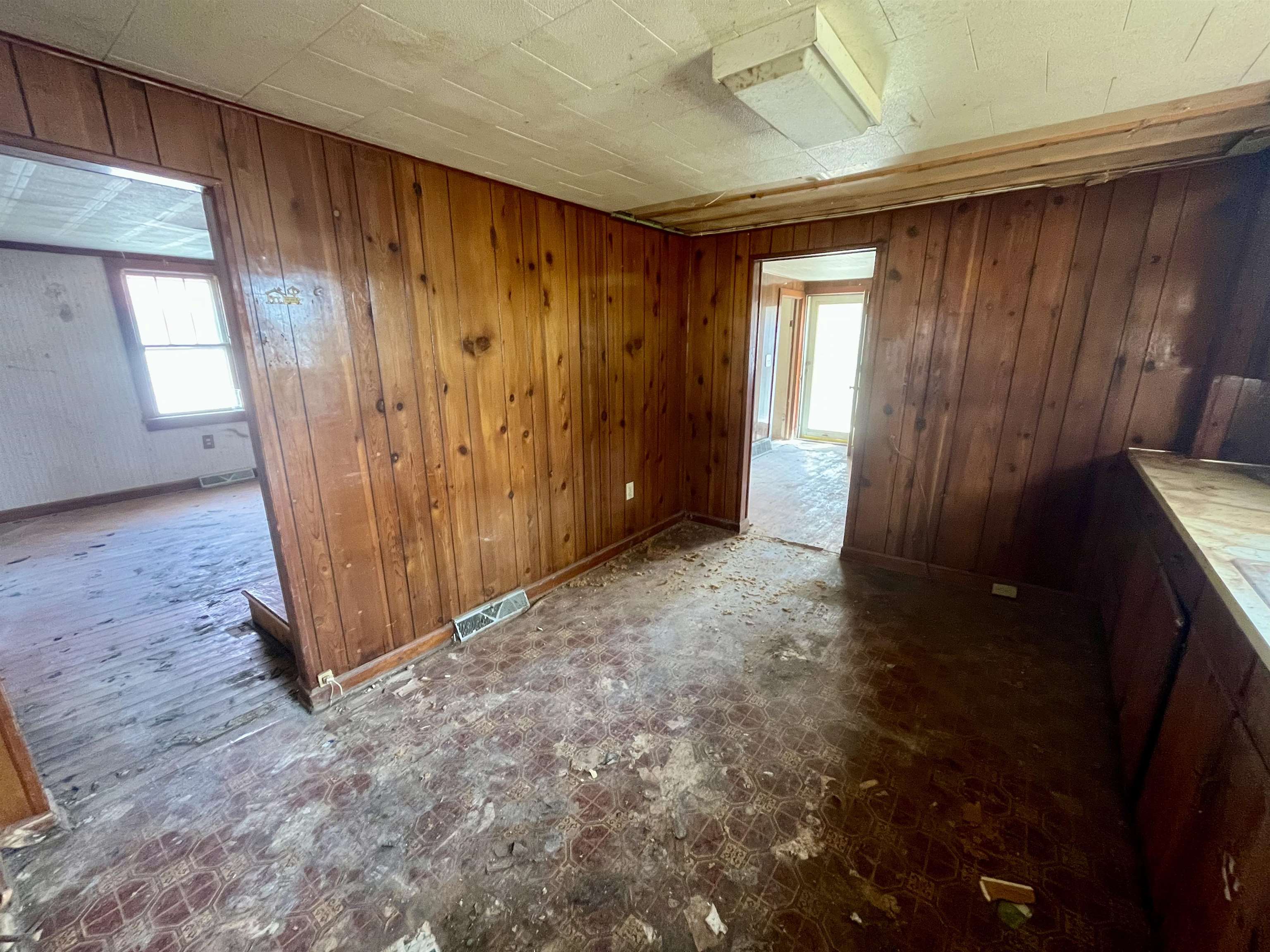 314 W SPRING AVE, ELKTON, Virginia 22827, 3 Bedrooms Bedrooms, ,1 BathroomBathrooms,Residential,314 W SPRING AVE,671796 MLS # 671796 314 W SPRING AVE, ELKTON, Virginia 22827, 3 Bedrooms Bedrooms, ,1 BathroomBathrooms,Residential,314 W SPRING AVE,671796 MLS # 671796